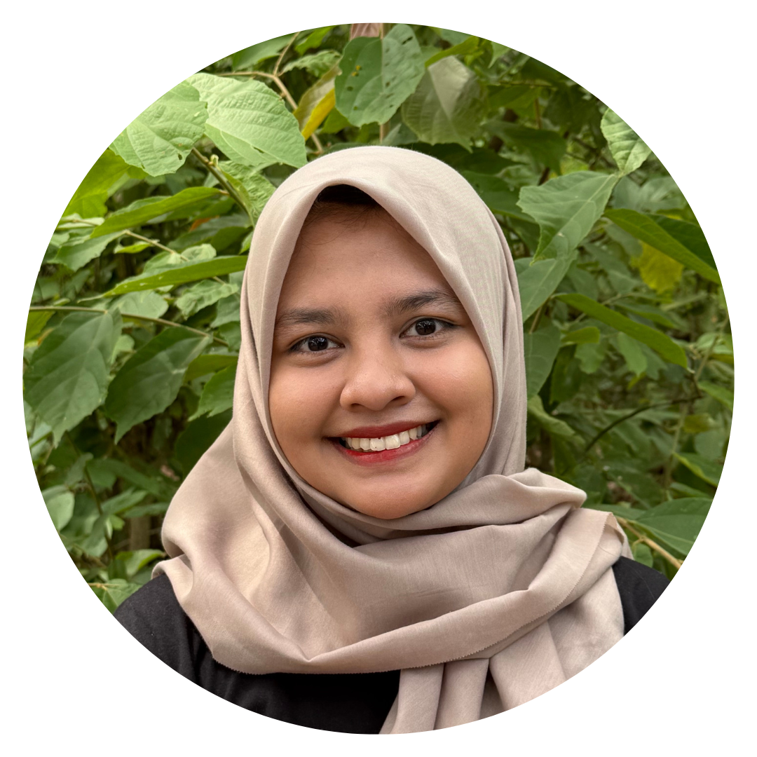 Hanis, Head of Educational Programs at Yayasan Kejora Karimunjawa